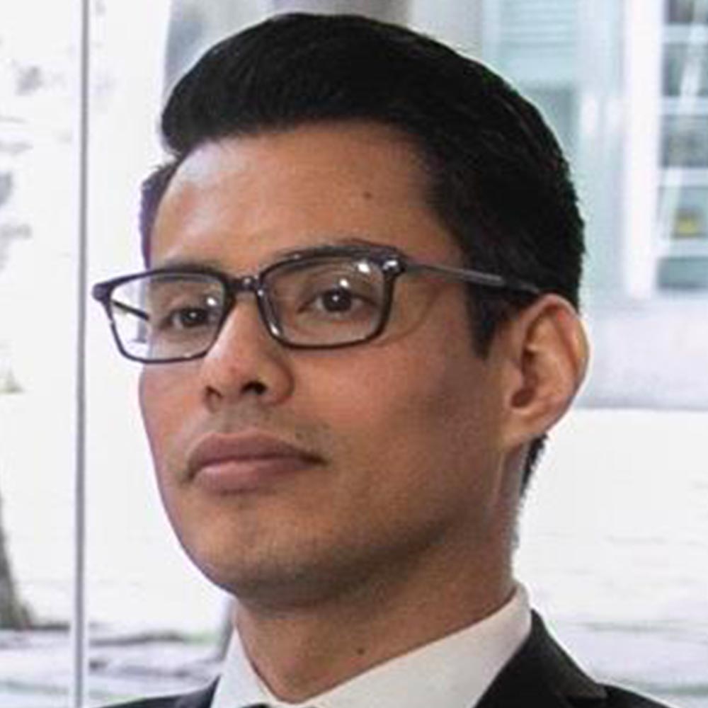 Dr. Hiram Eredín Ponce Espinosa